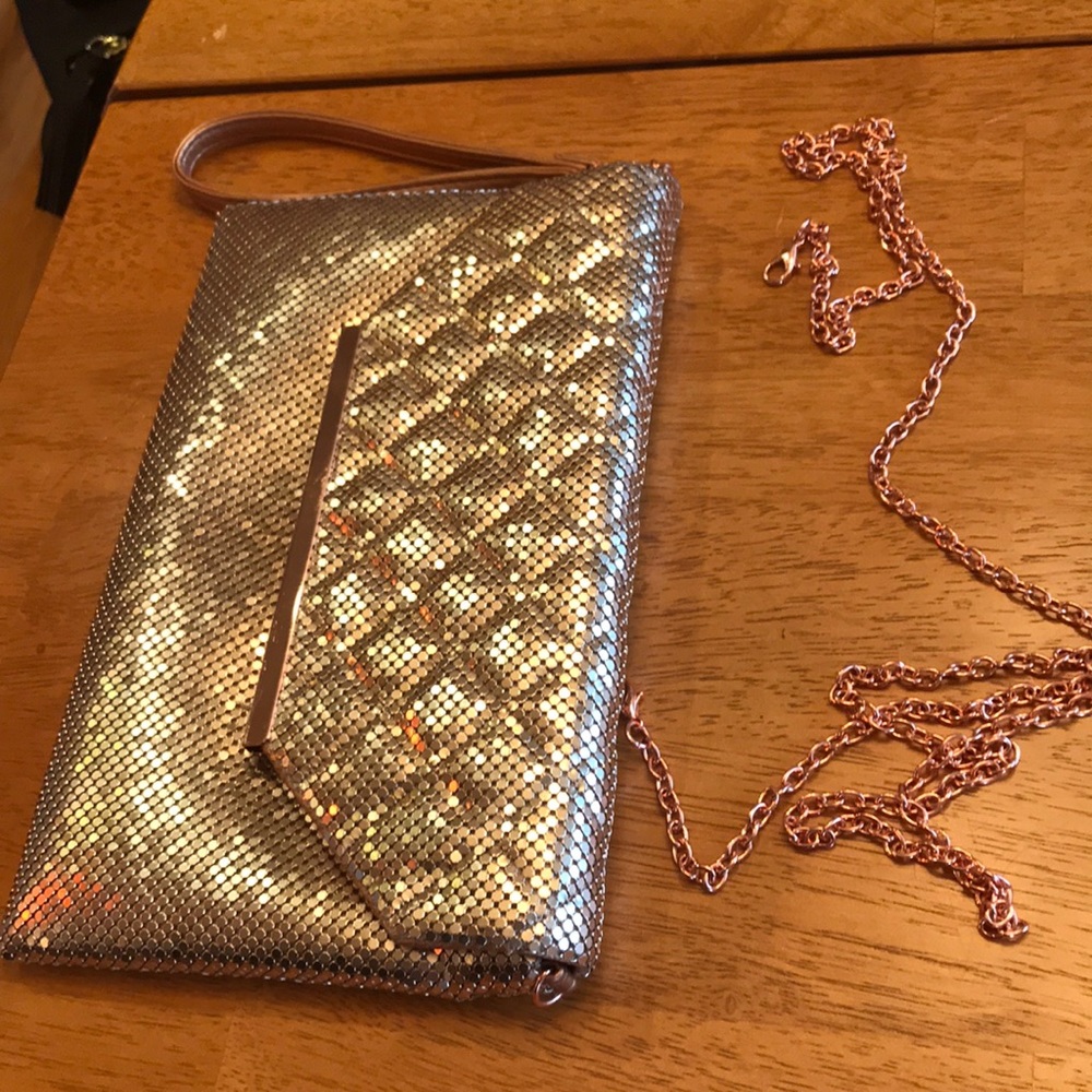 La Regale gold&rose gold clutch w/detachable chain